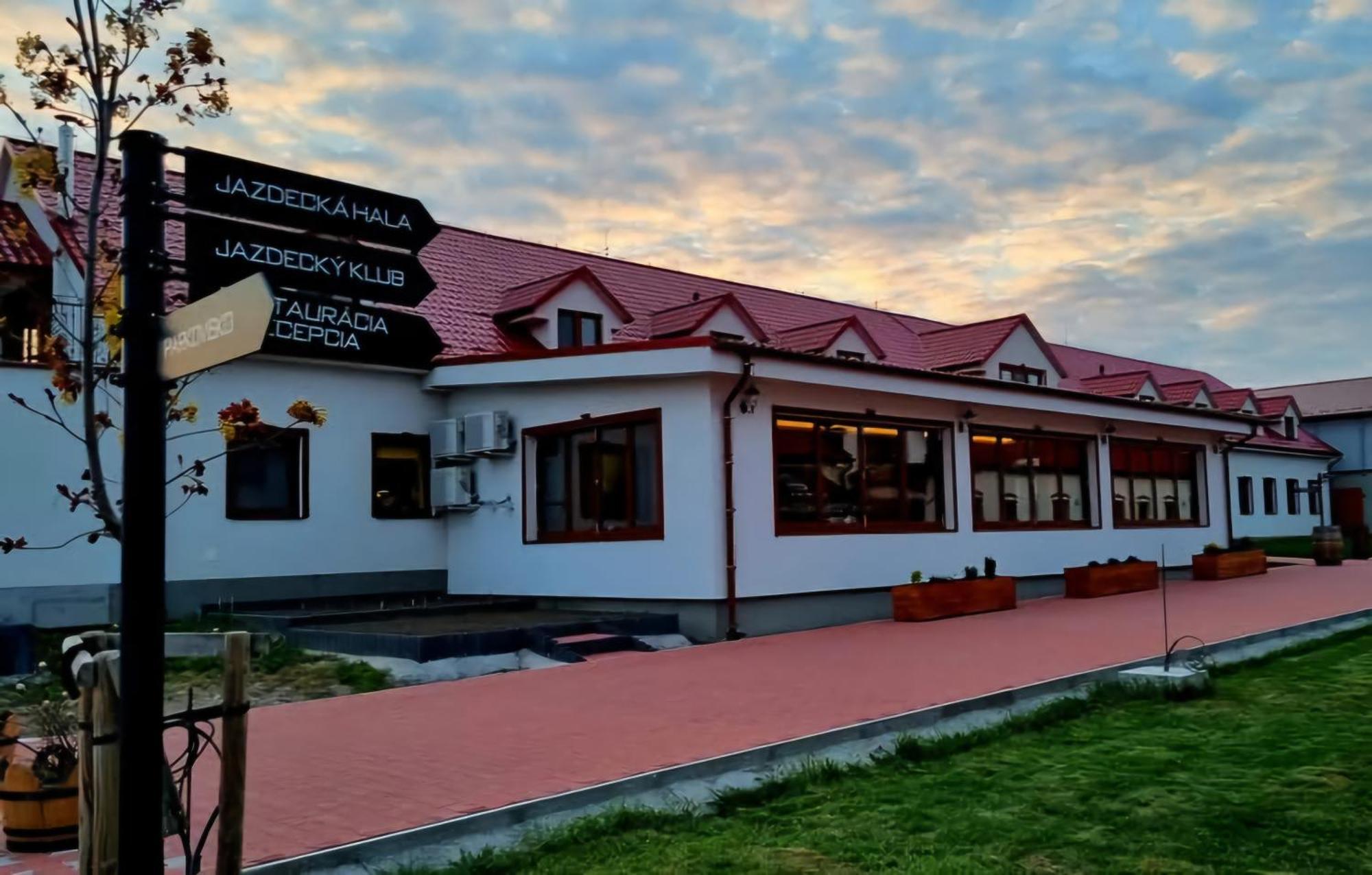 Terra Penzion Jasova Bagian luar foto